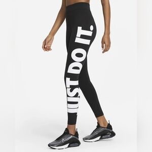 Nike Black and Blue High-Waisted Leggings